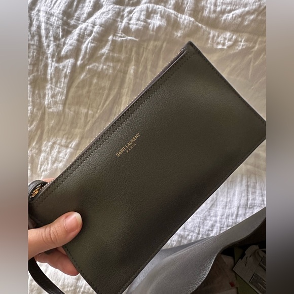 Saint Laurent (YSL) East-West Shopping Bag Tote in Smooth Leather Grey Asphalt - Picture 3 of 11